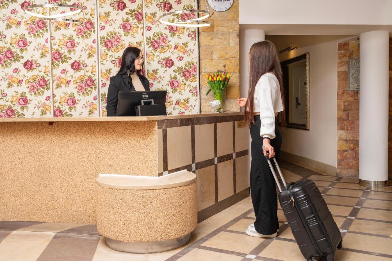 Hotel Victory Home Varşova Dış mekan fotoğraf