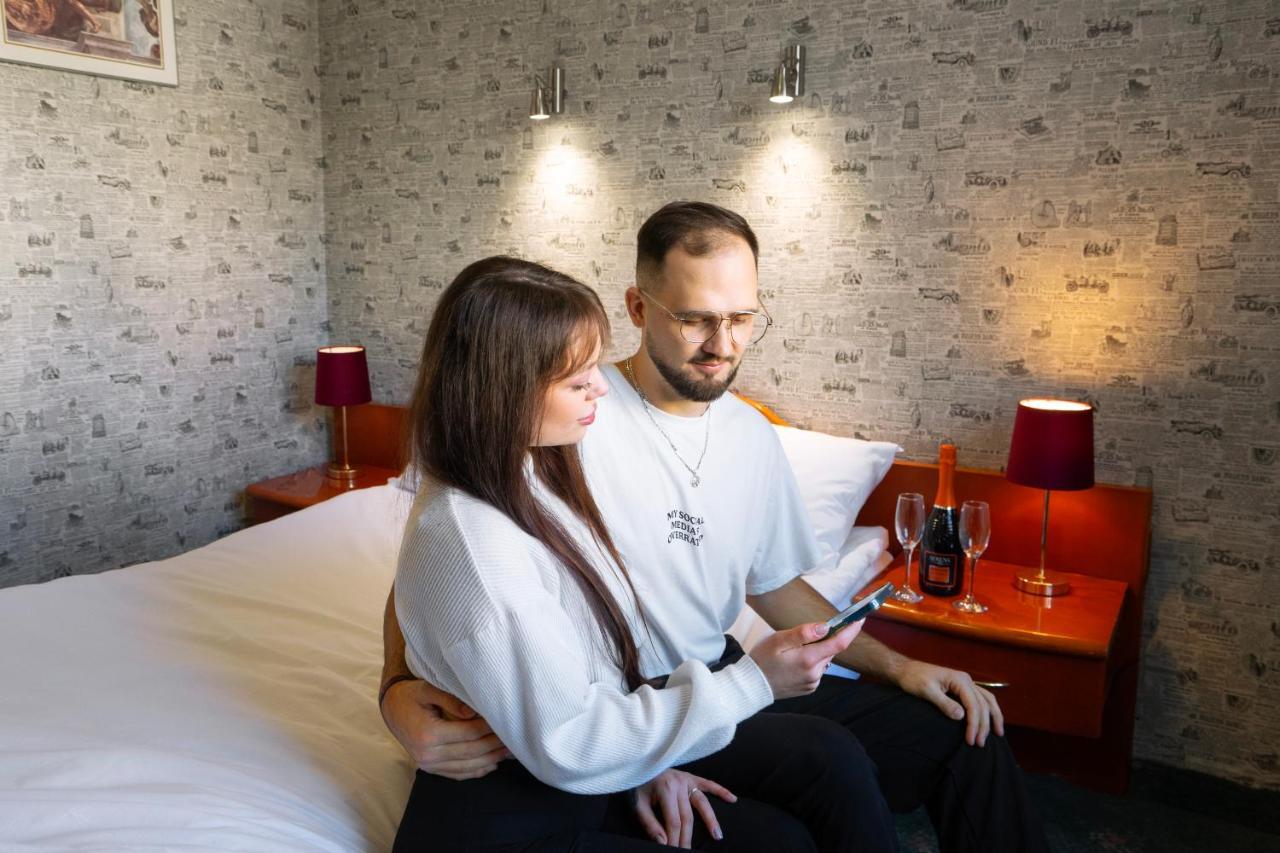 Hotel Victory Home Varşova Dış mekan fotoğraf