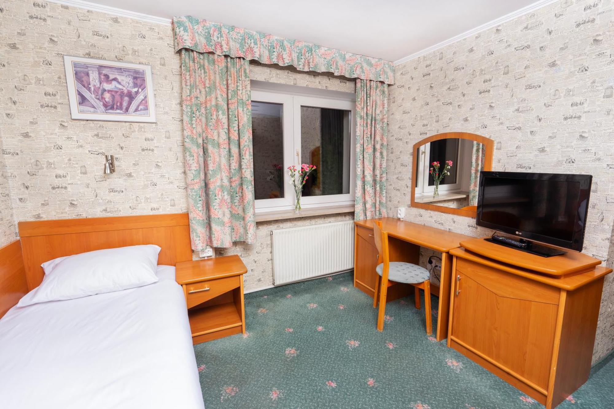 Hotel Victory Home Varşova Dış mekan fotoğraf