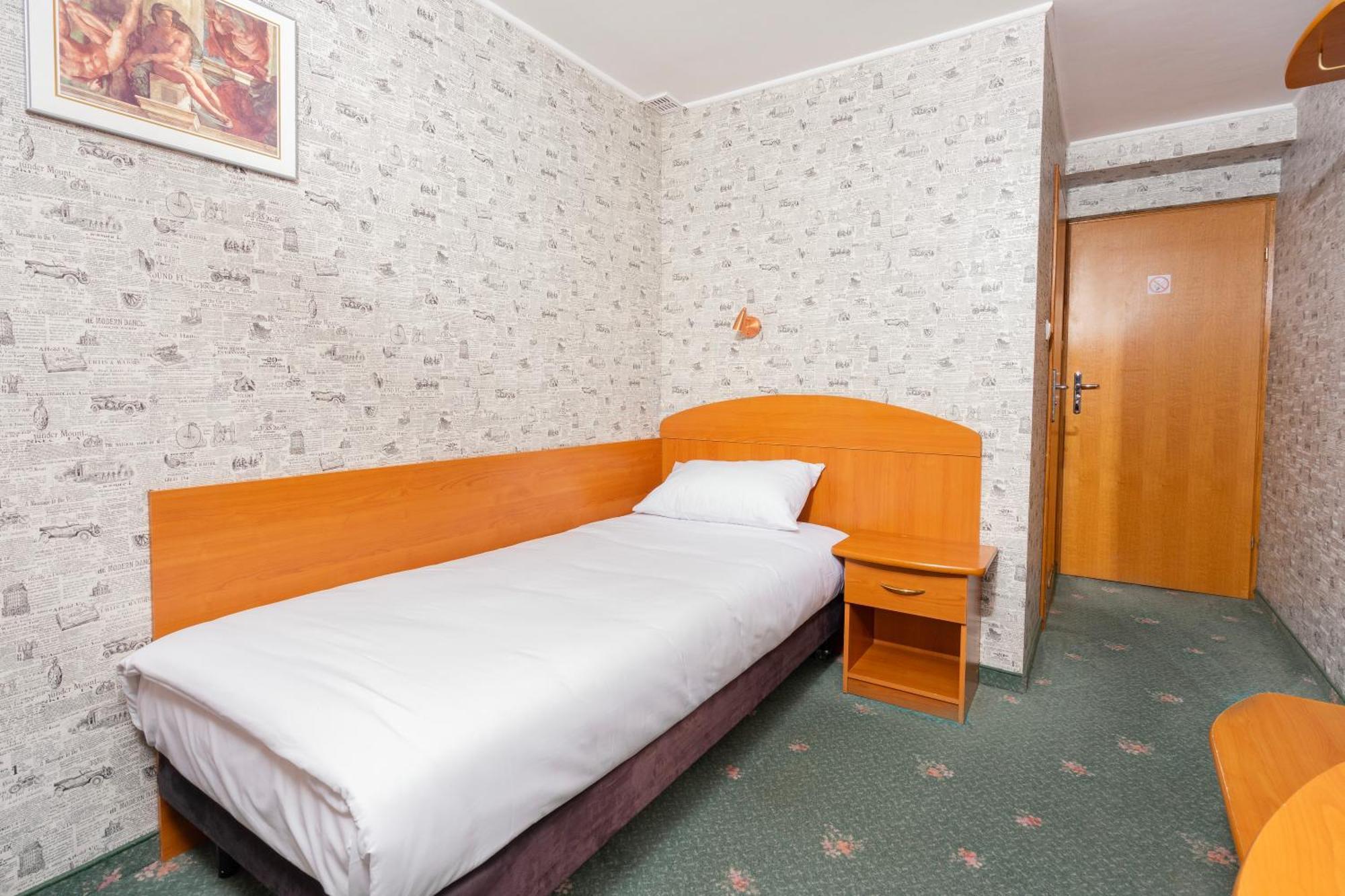 Hotel Victory Home Varşova Dış mekan fotoğraf
